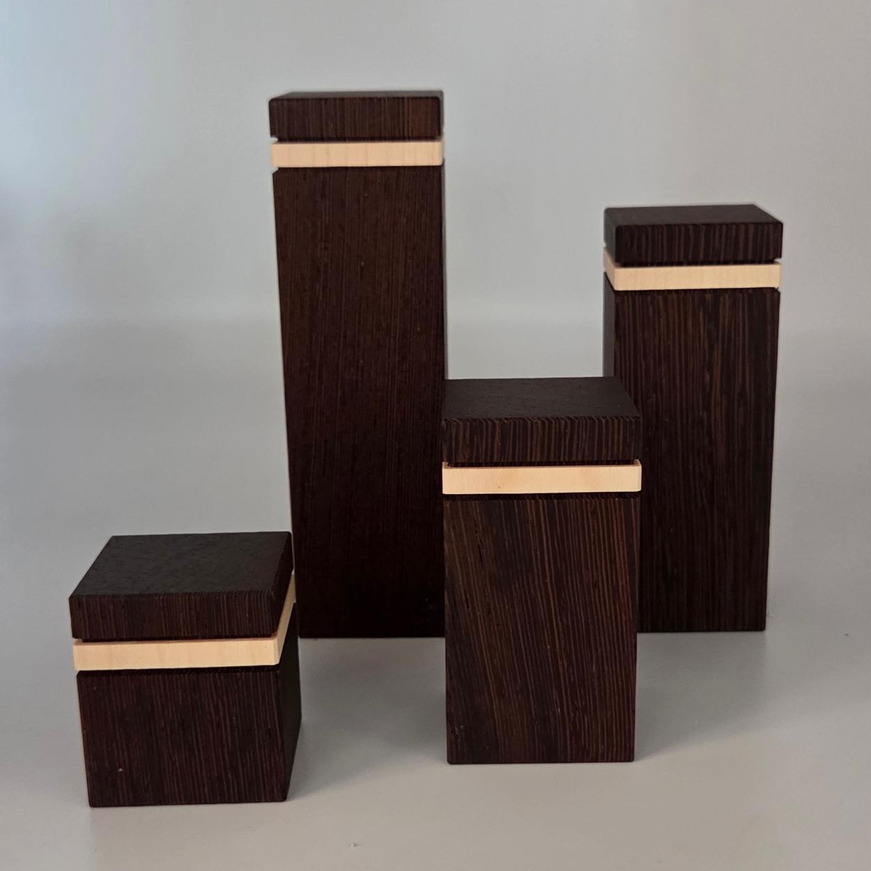 4'er Set Dekososckel/-stehlen - Wenge mit Ahorn