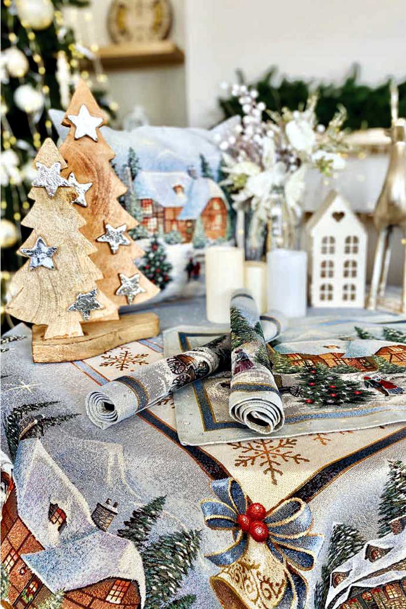 Tischdecke mit Gold-Lurex Design: Christmas in Mountains  - Ø180 cm