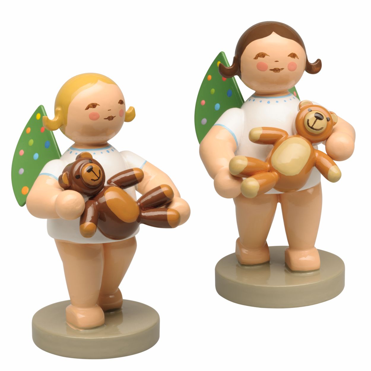 World Childhood Foundation Engel mit bunten Flügelpunkten und Teddy - Haarfarbe egal